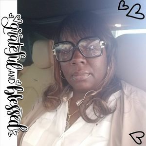 Meet your Posher, Terrea